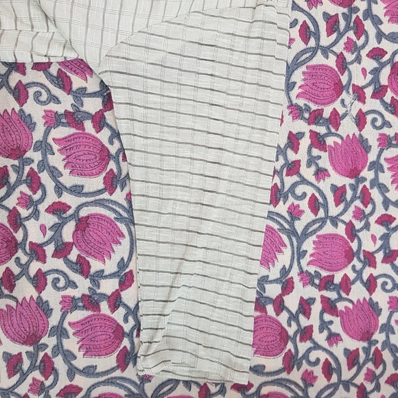 Top with stripes - Picture 3 of 3